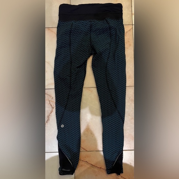 Lululemon Women’s Inspire Leggings Mesh Jacquard Black Indian Ocean C049 - Picture 7 of 8